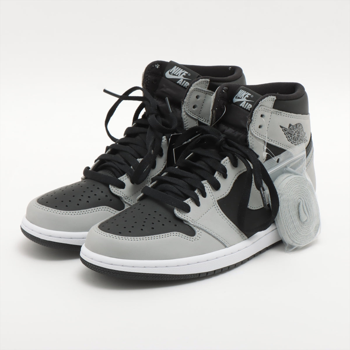 ナイキ AIR JORDAN 1 レザー ハイカットスニーカー 27cm メンズ ブラック×グレー 555088-035  替えヒモ有｜a2068565｜中古ブランド品・ブランド古着通販｜ALLU（アリュー）