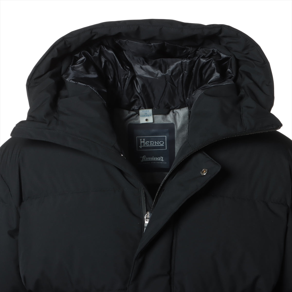 ヘルノ ポリエステル ダウンコート 50 メンズ ブラック LAMINAR GORE-TEX WINDSTOPPER  PI097UL-111｜a2528678｜中古ブランド品・ブランド古着通販｜ALLU（アリュー）