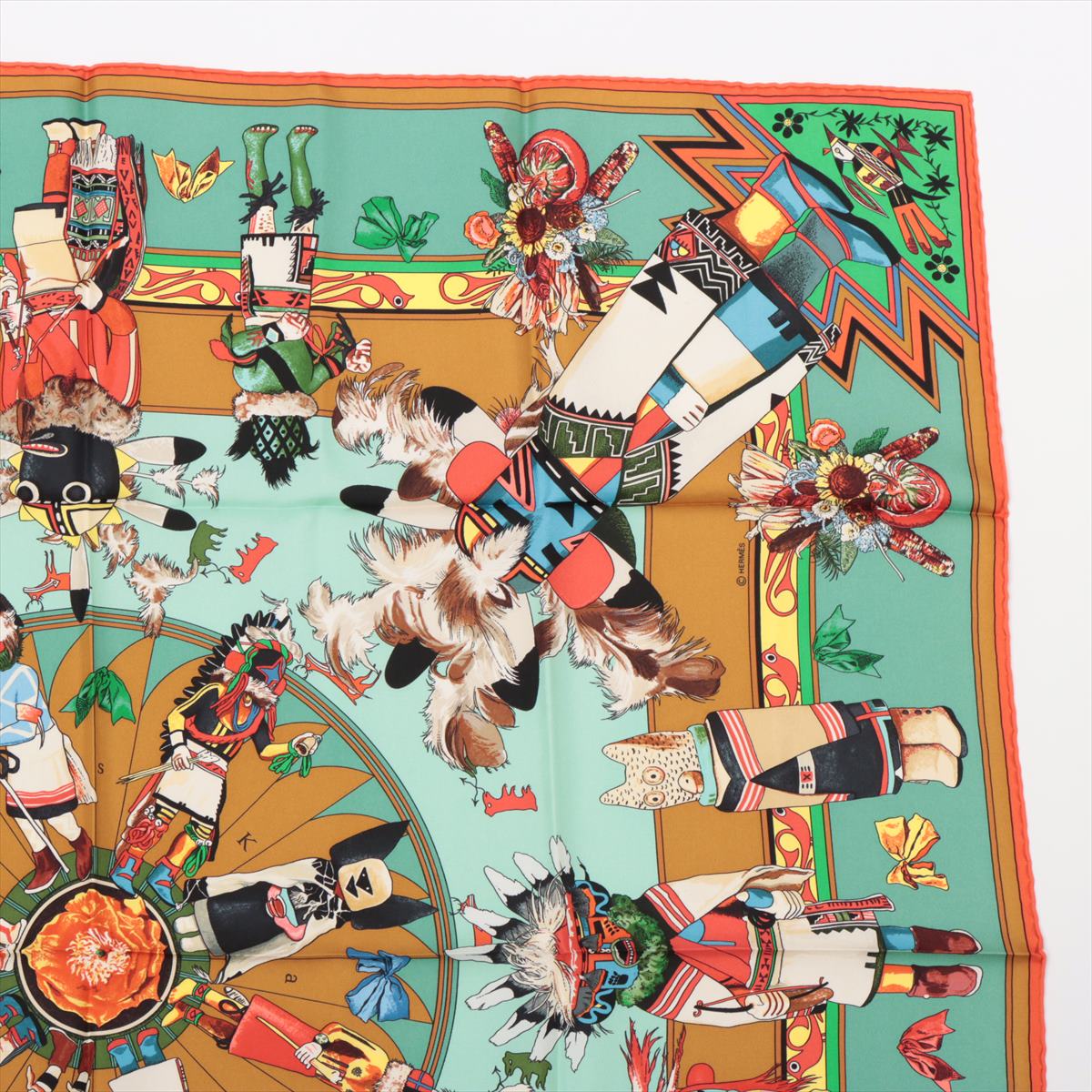 エルメス カレ90 Kachinas カチナ スカーフ シルク グリーン｜a2736729｜中古ブランド品・ブランド古着通販｜ALLU（アリュー）