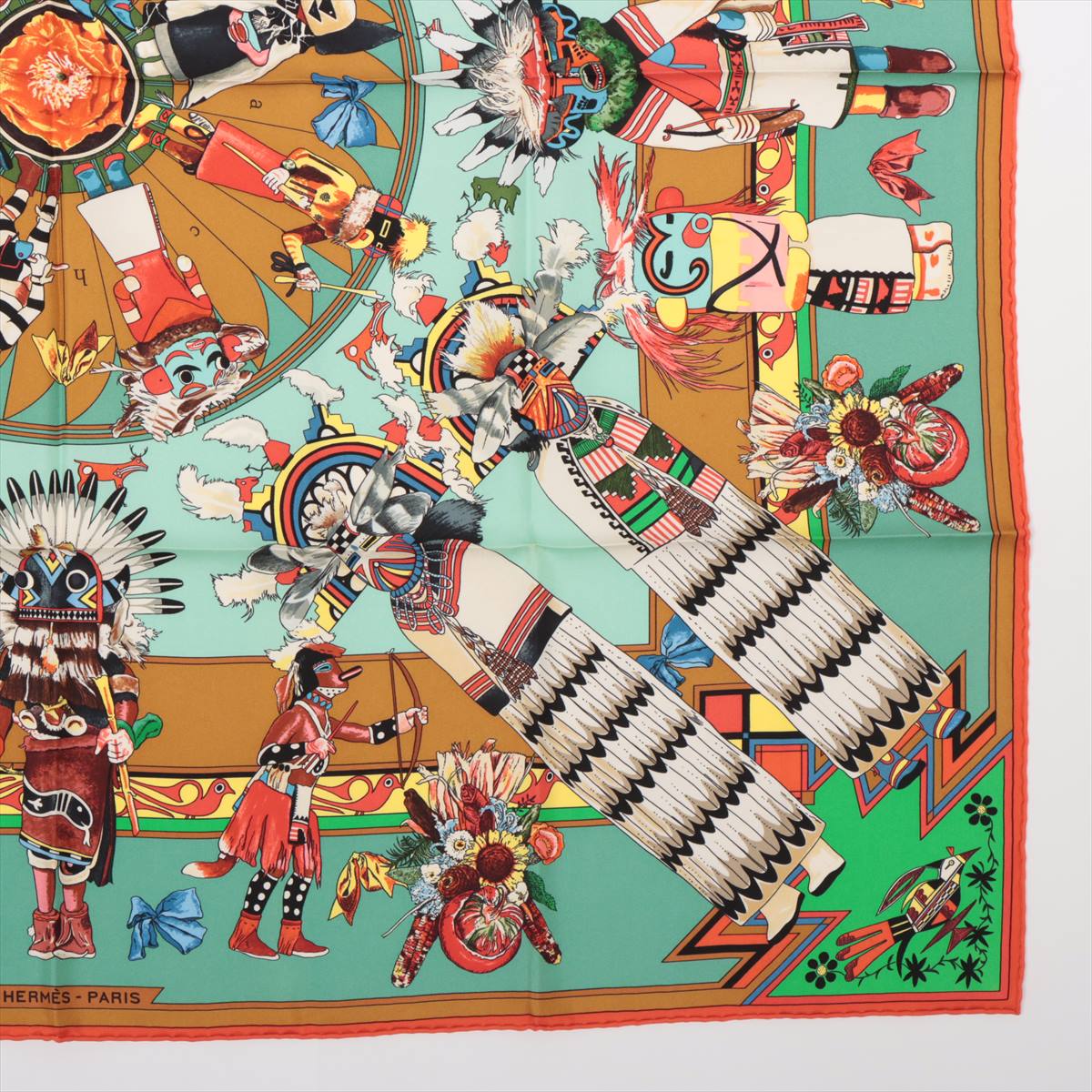 エルメス カレ90 Kachinas カチナ スカーフ シルク グリーン｜a2736729｜中古ブランド品・ブランド古着通販｜ALLU（アリュー）