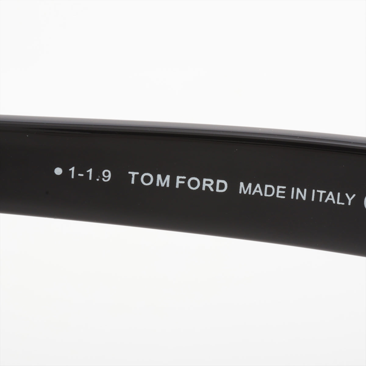 トムフォード TF751 サングラス プラスチック ブラック