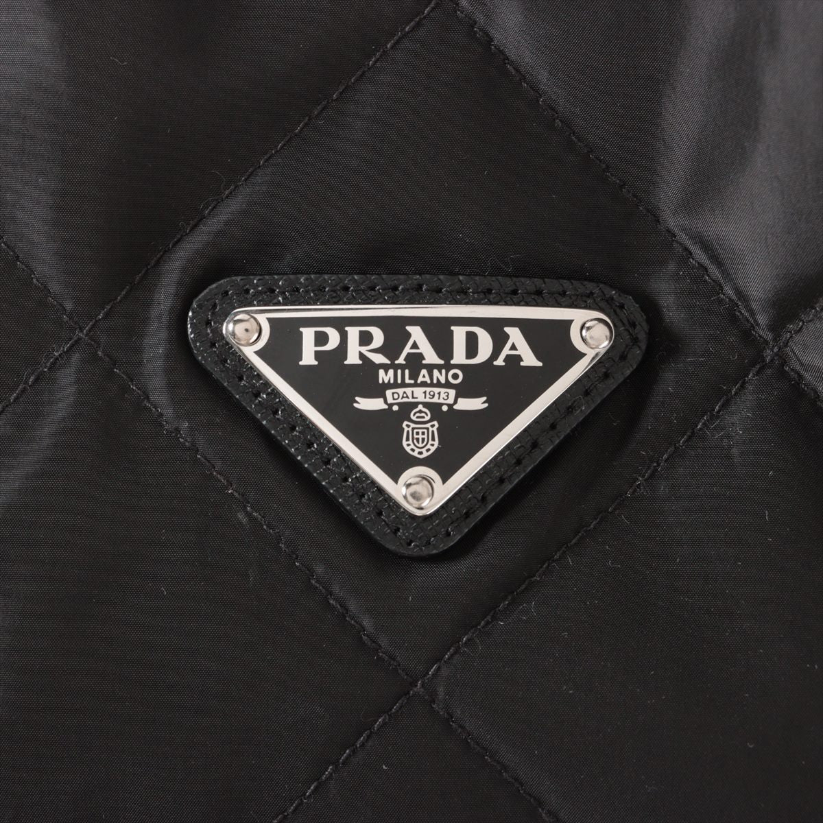 プラダ トライアングルロゴ 22年 ナイロン キルティングジャケット 50 メンズ ブラック  SGH036 フード収納