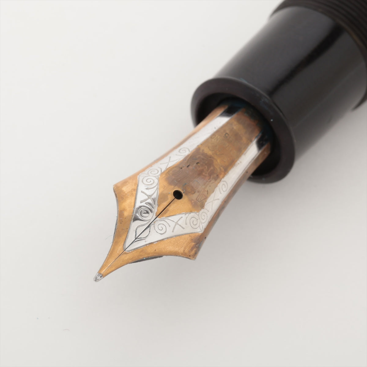 モンブラン マイスターシュテュック 万年筆 GP×レジン ブラック×ゴールド ヴィンテージ  ペン先14C 585 吸引式
