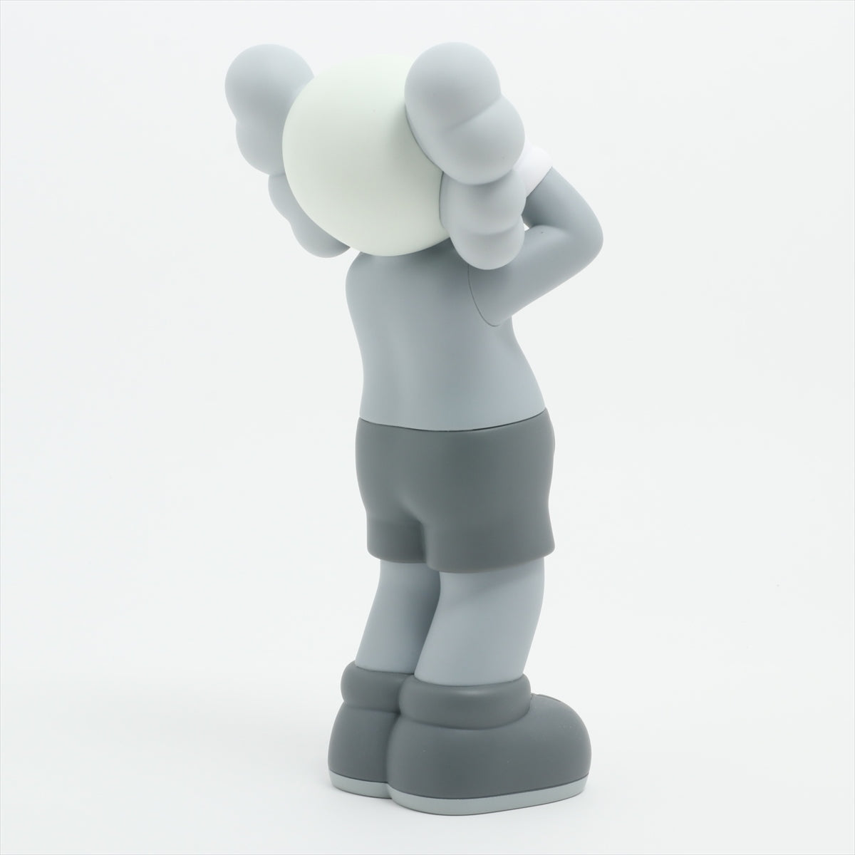 KAWS 置物 プラスチック ブラック