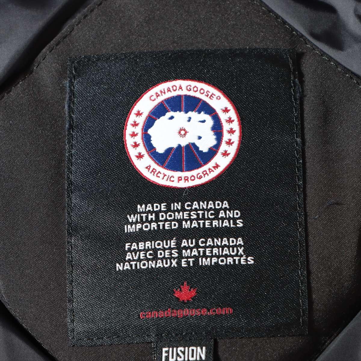 カナダグース CHATEAU コットン×ポリエステル ダウンジャケット FUSION M/M メンズ ブラック  3426MA サザビー