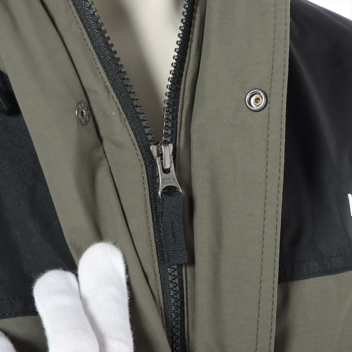 ノースフェイス ポリエステル×ナイロン マウンテンパーカー L メンズ カーキ  NP11834 MOUNTAIN LIGHT JACKET