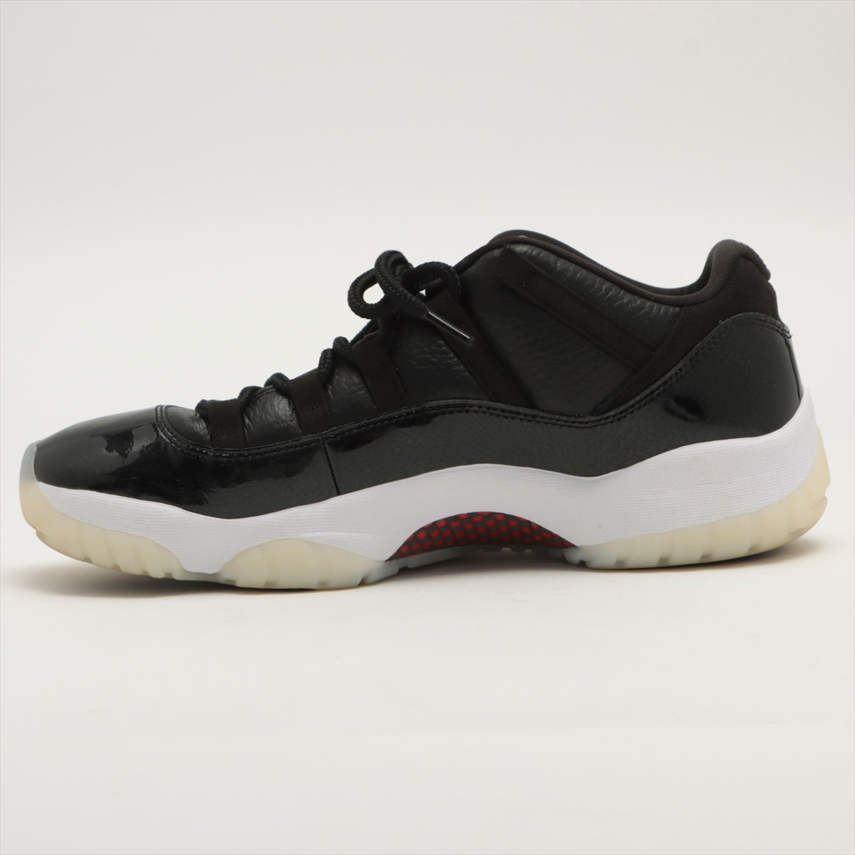 ナイキ レザー スニーカー 30.0cm メンズ ブラック AIR JORDAN 11 RETRO LOW AV2187-001