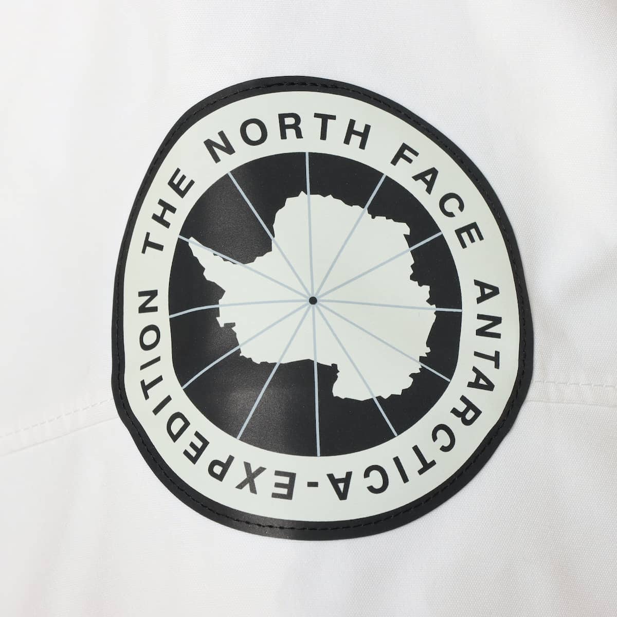 ノースフェイス ポリエステル×ナイロン ダウンジャケット L レディース ホワイト  ND92239 UNDYED ANTARCTICA PARKA ファー取り外し可