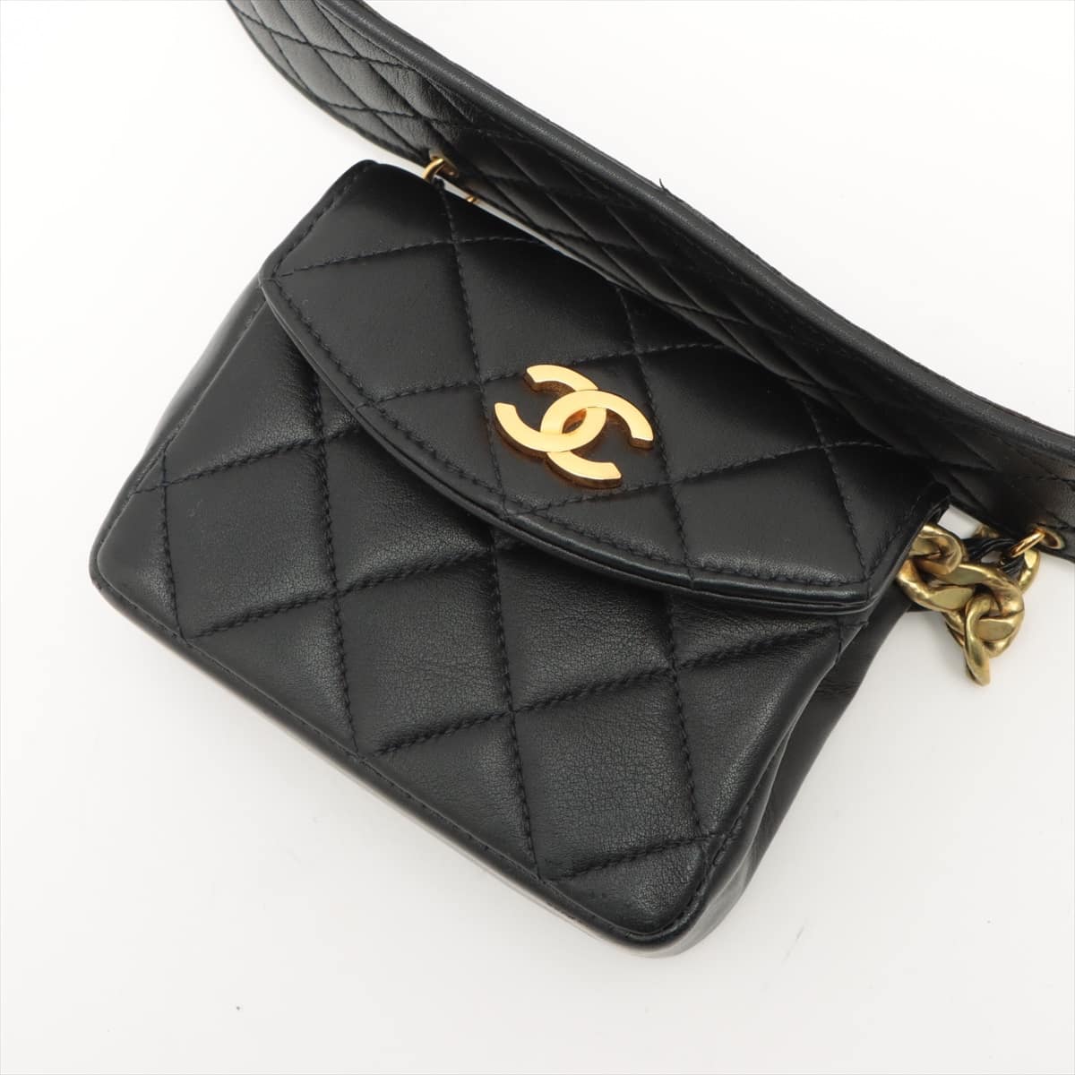 オールシーズンお得 【レア品】CHANEL シャネル ラムスキン マトラッセ