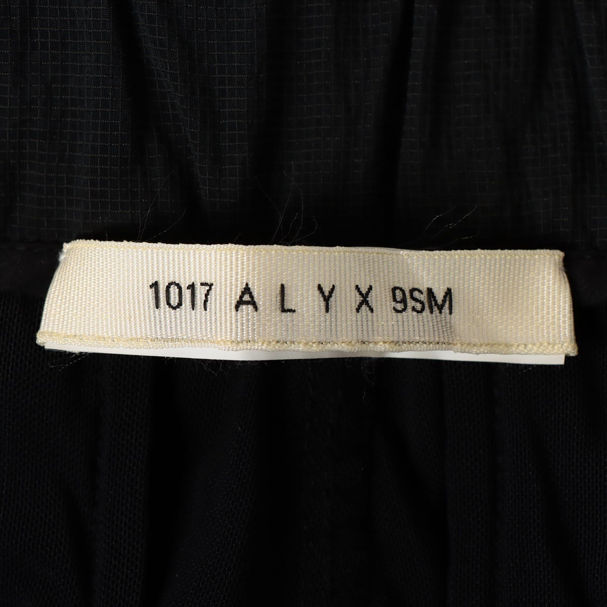 アリクス 22AW ナイロン カーゴパンツ 48 メンズ ブラック 1017 ALYX 9SM ｜a1783954｜中古ブランド品・ブランド古着通販｜ALLU（アリュー）