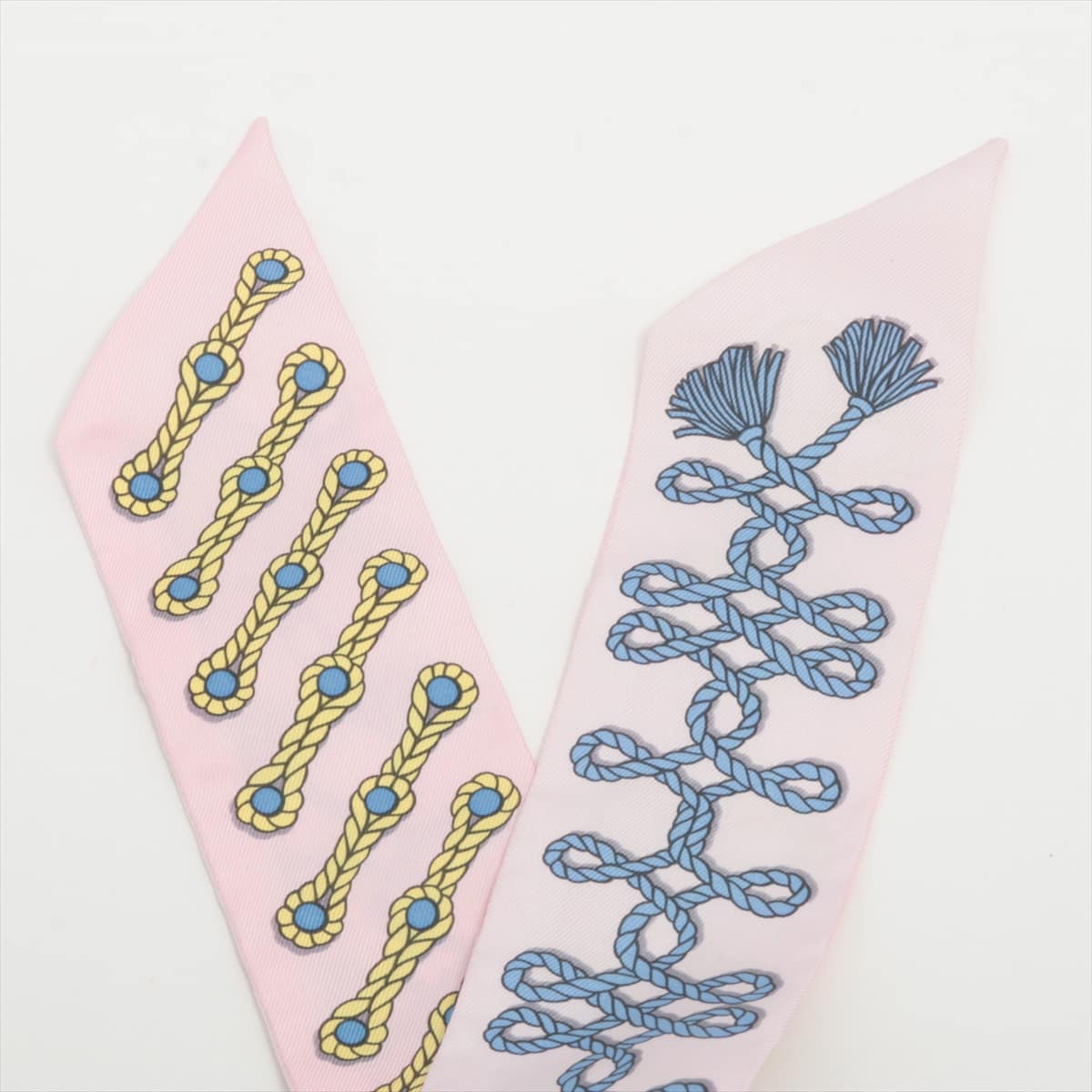 エルメス ツイリー Galons et Brandebourgs 飾緒とブランデンブルク飾り スカーフ シルク ピンク