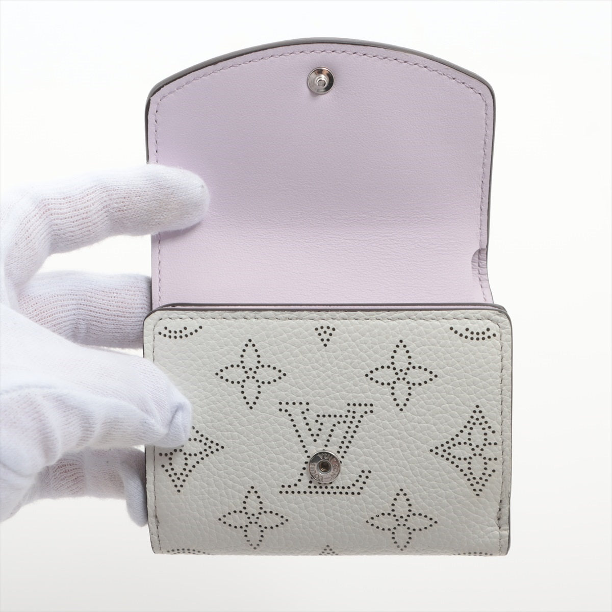 ルイヴィトン マヒナ ポルトフォイユ・イリスXS M82365 ホワイト 財布