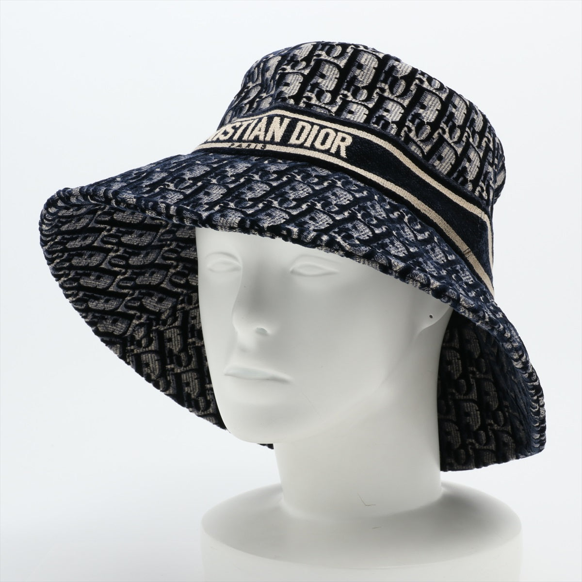 Louis Vuitton Street Style Bucket Hats Wide-brimmed Hats (M78774
