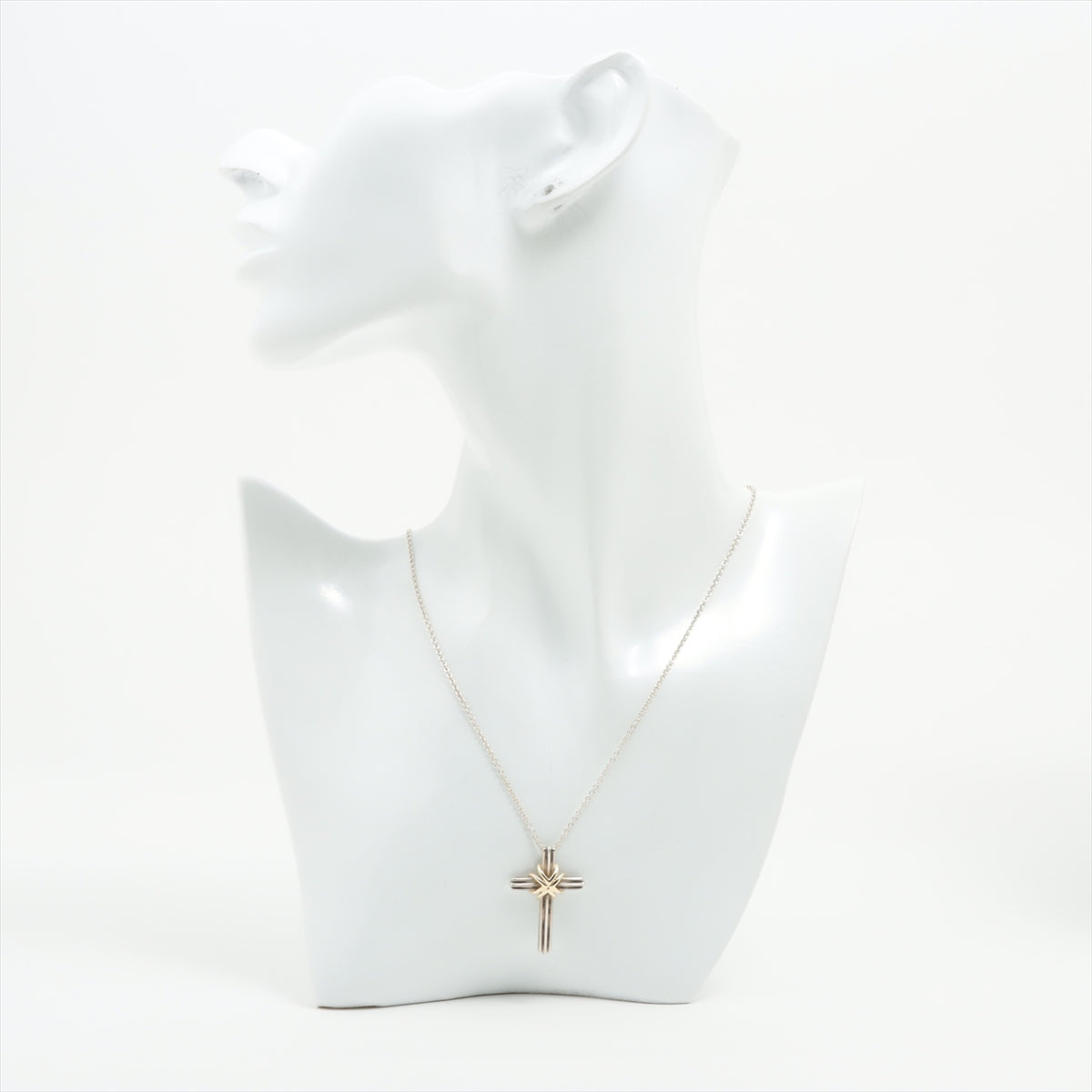 【極美品】Tiffany  シグネチャークロス ネックレス 箱付横約22cm