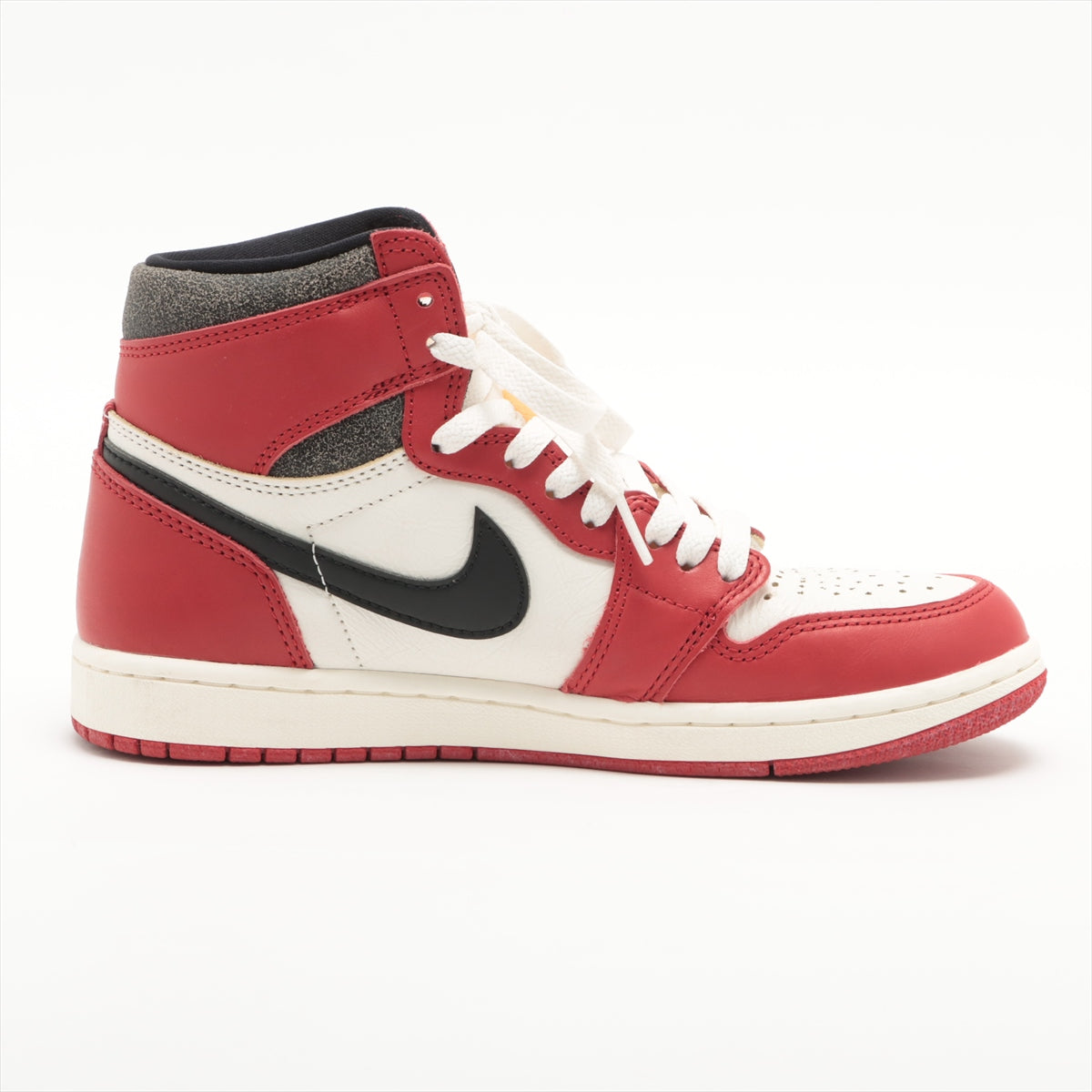 ナイキ AIR JORDAN 1 RETRO HIGH OG レザー ハイカットスニーカー 25cm ユニセックス レッド×ホワイト  DZ5｜a2285656｜中古ブランド品・ブランド古着通販｜ALLU（アリュー）