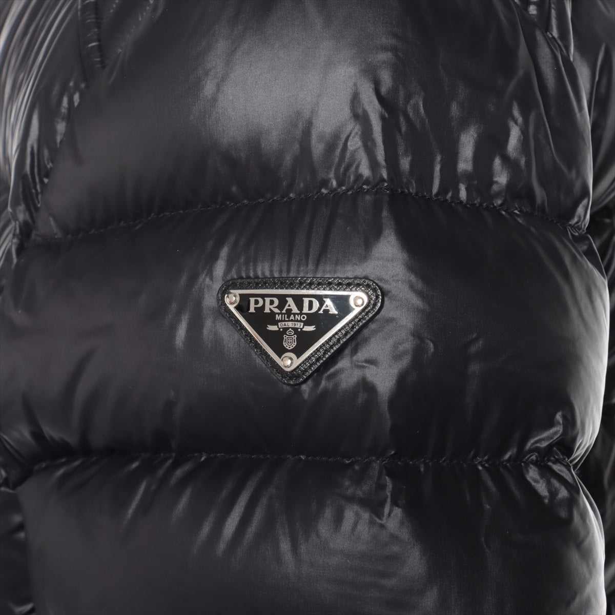 プラダ 17年 ナイロン ダウンジャケット 54 メンズ ブラック  SGA654 トライアングルロゴ