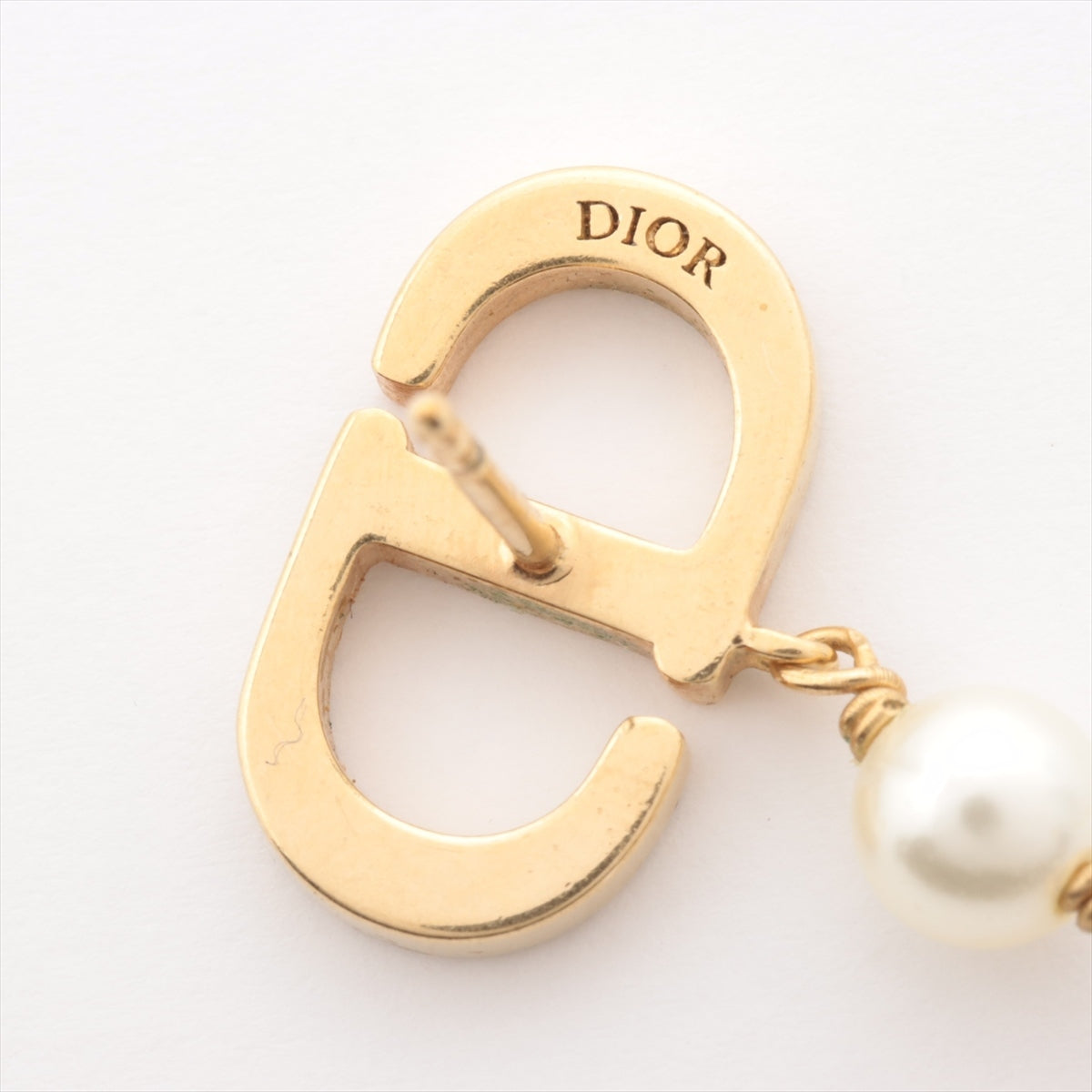 Dior / PETIT CD ピアス (メタル・レジンパール・クリスタル)ご了承下さいませ