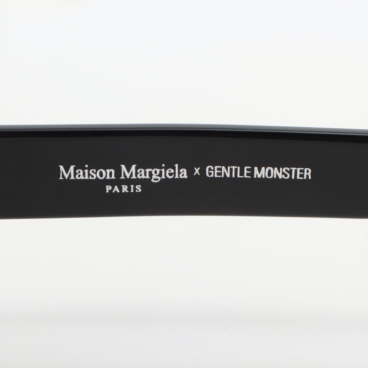 メゾンマルジェラ×ジェントルモンスター 4ステッチ サングラス プラスチック ブラック MM005