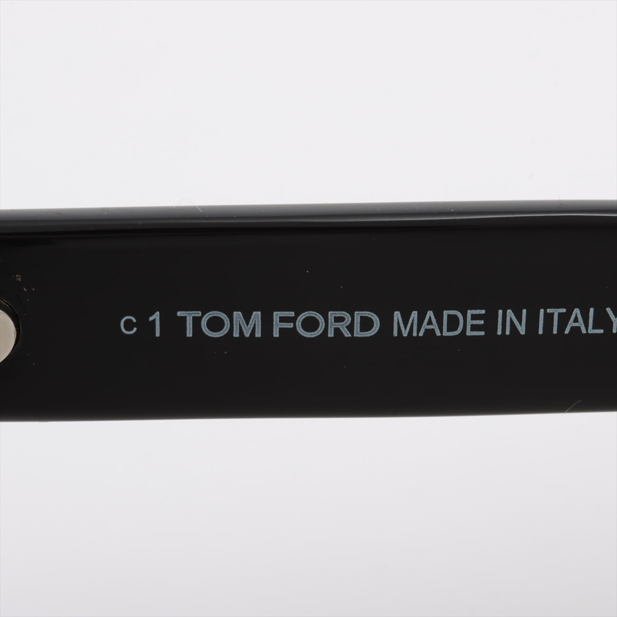 トムフォード サングラス プラスチック ブラック キズ 変色 汚れ フレーム歪み TF-959