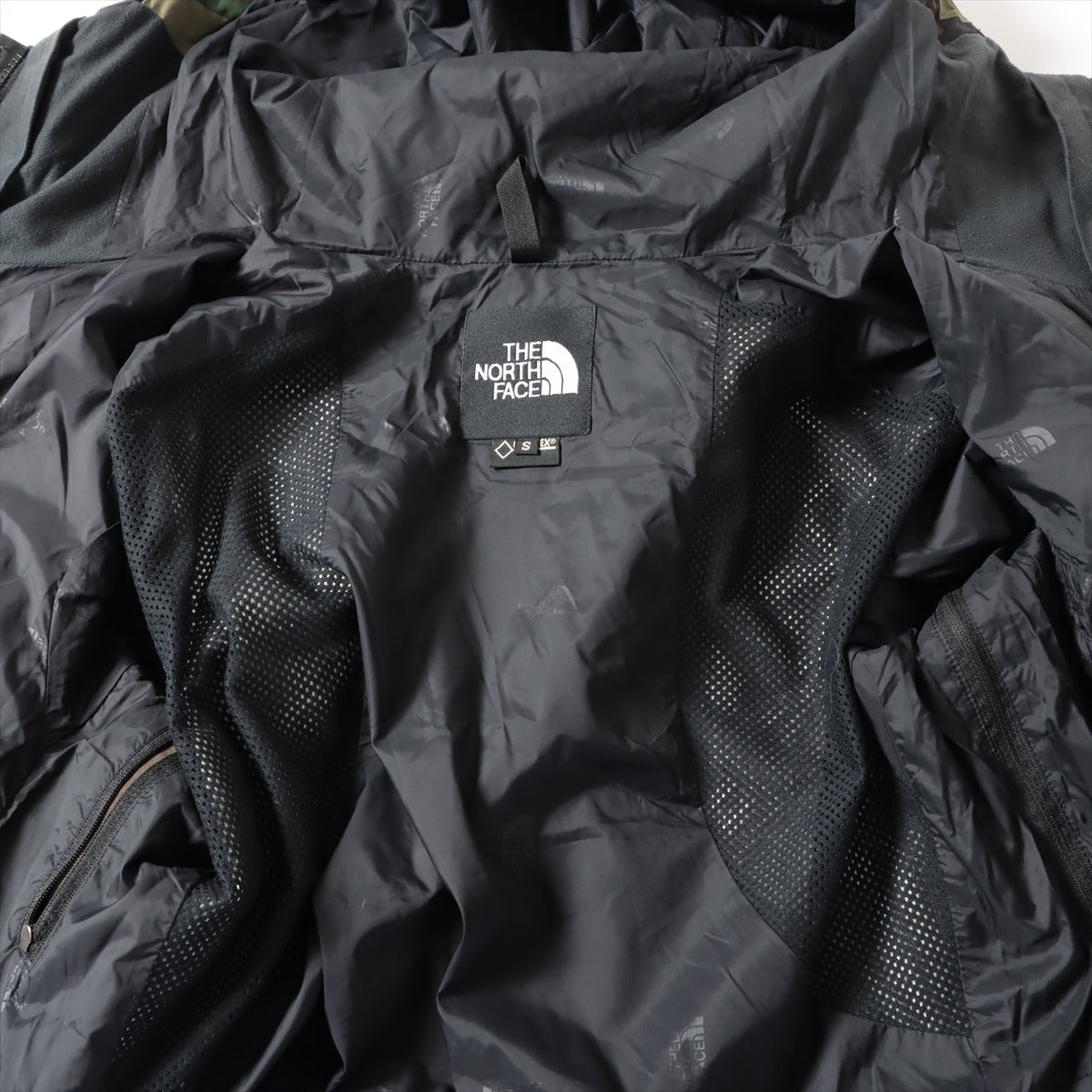 ノースフェイス ナイロン ナイロンジャケット S メンズ グリーン  NP61420 カモフラ  NOVELTY MOUNTAIN JACKET