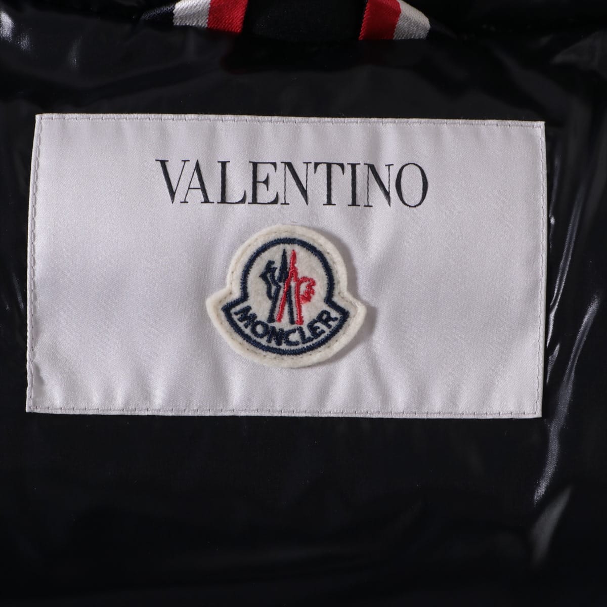 VALENTINO ダウンジャケット　ミンク　黒　サイズ8つけ商品一覧