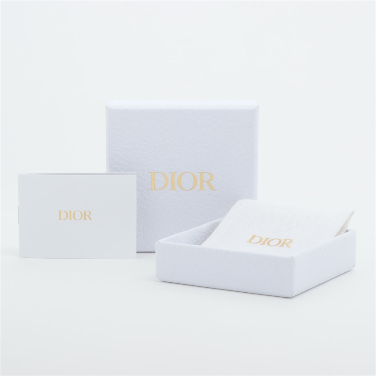 ディオール Dior Tribales ディオール トライバル ピアス(両耳用) メタル×フェイクパール  シルバー｜ah018632｜中古ブランド品・ブランド古着通販｜ALLU（アリュー）