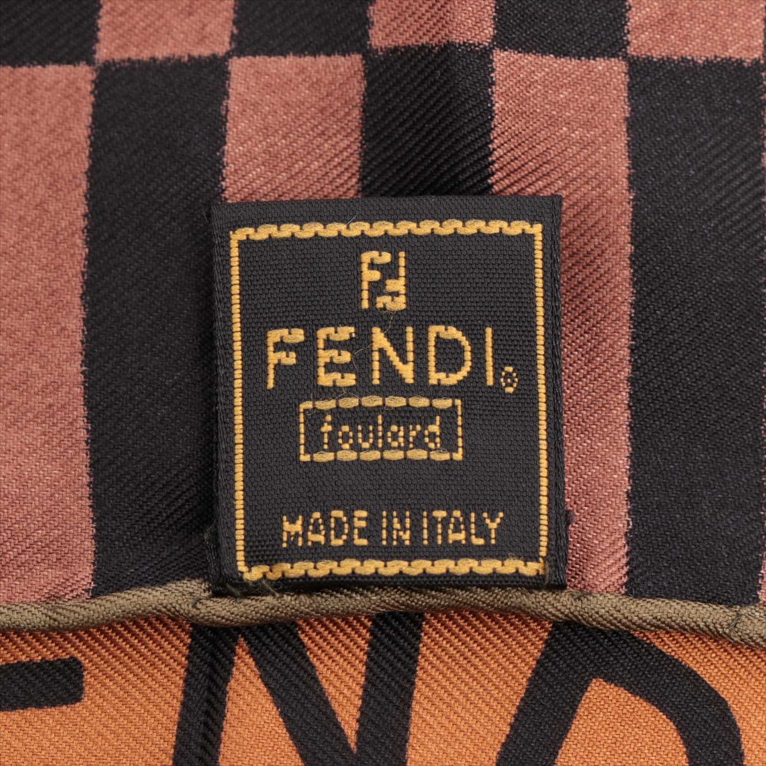 フェンディ ズッカ スカーフ 86×87 シルク ブラウン