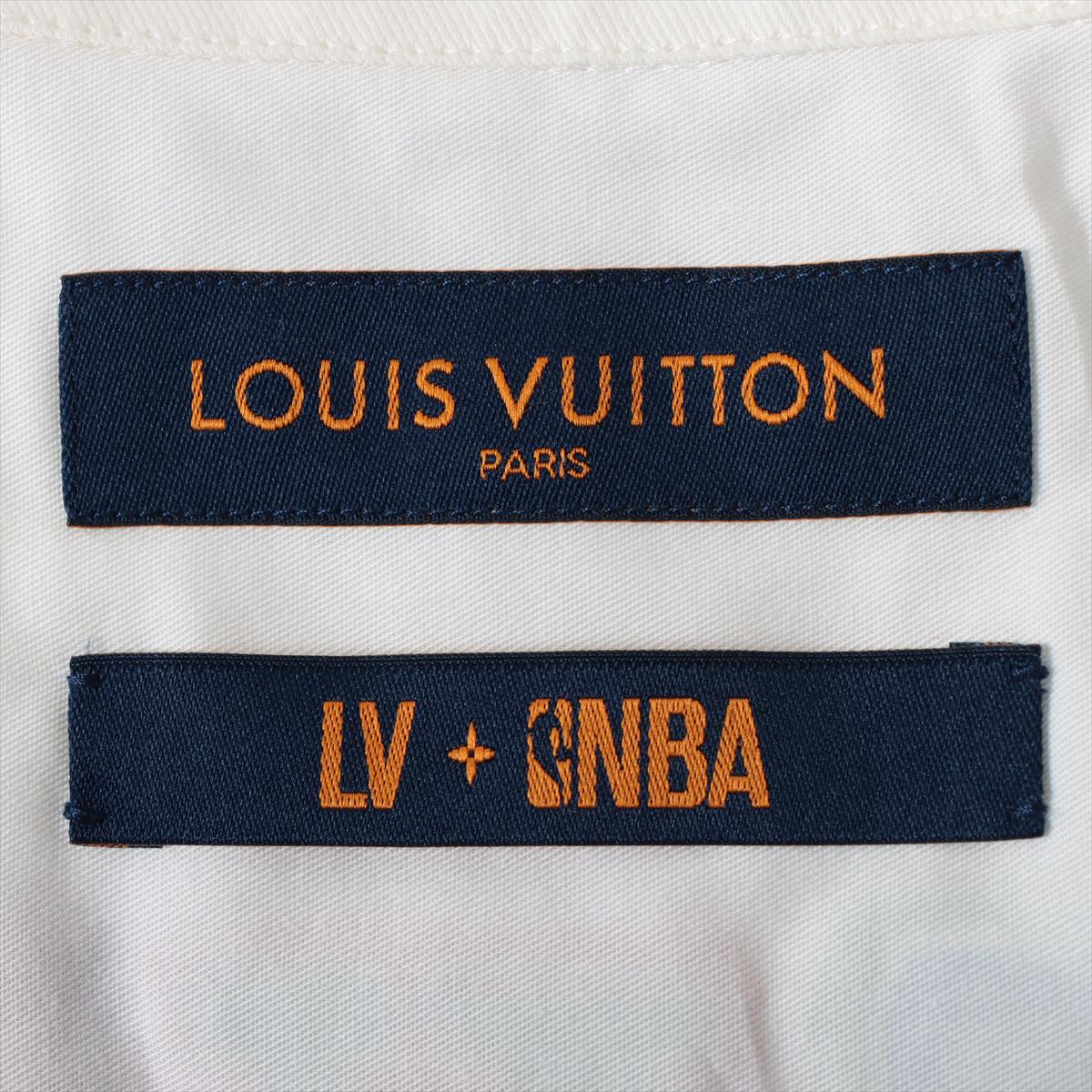 ルイヴィトン×NBA 21AW コットン シャツ XS メンズ ホワイト  レザーパッチバスケットボールショートスリーブ RM212M