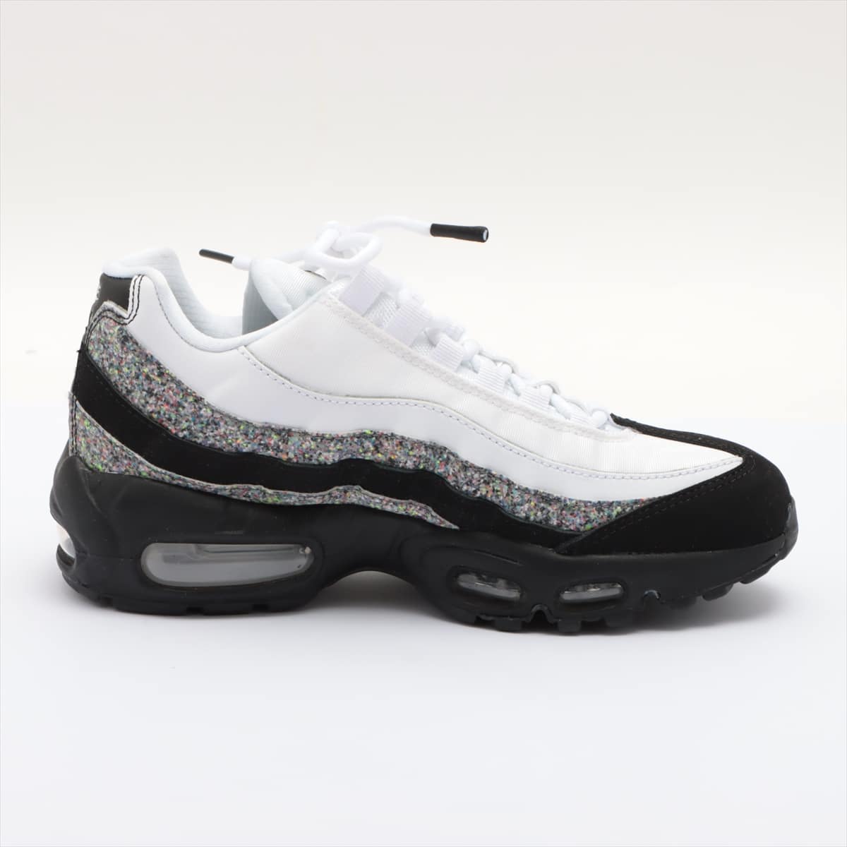 ナイキ AIR MAX 95 SE ファブリック スニーカー JPN23.5 レディース ブラック×ホワイト 918413