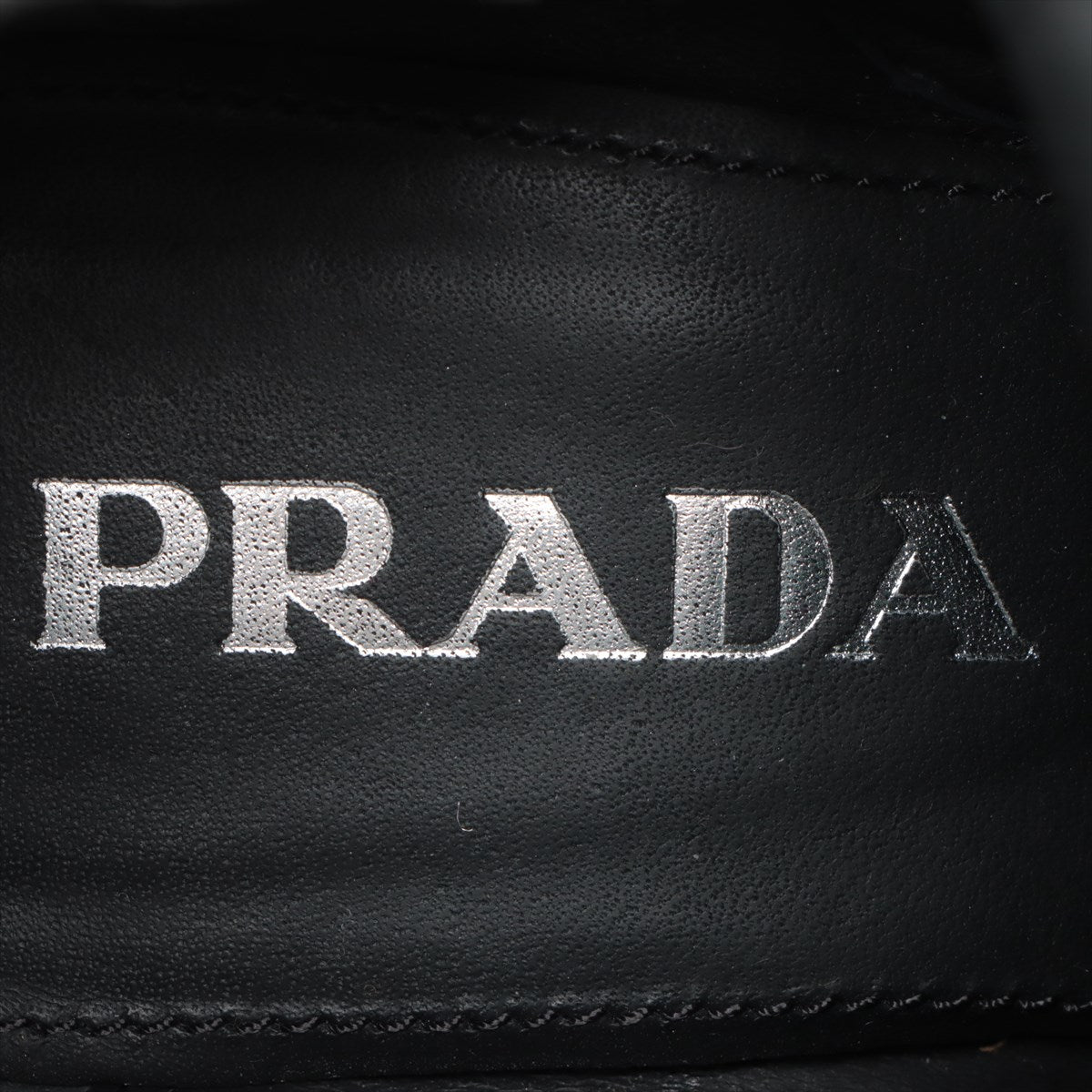 専用 PRADA　レザーショートブーツ　ブラウン　38付属品はシューズ袋になります